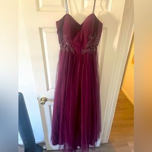 Prom dress- Size 9, Blondie nites burgundy ball gown